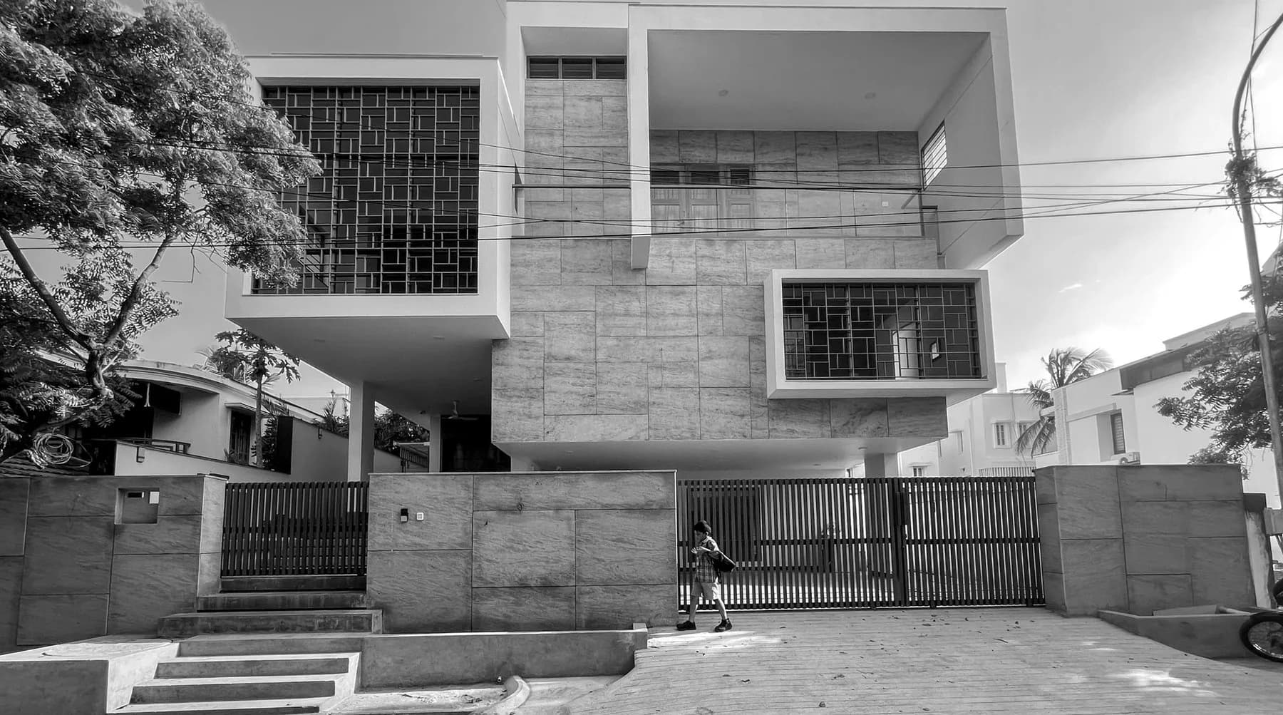 Floating Box, architecture by Fifth Element