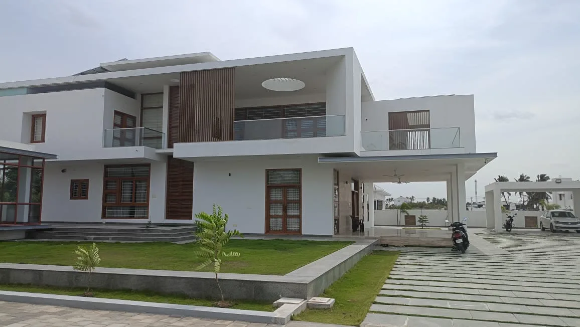 Kangeyam House by Fifth Element Architecture